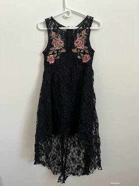 2010s Free People dress in black lace w/ embroidered roses
